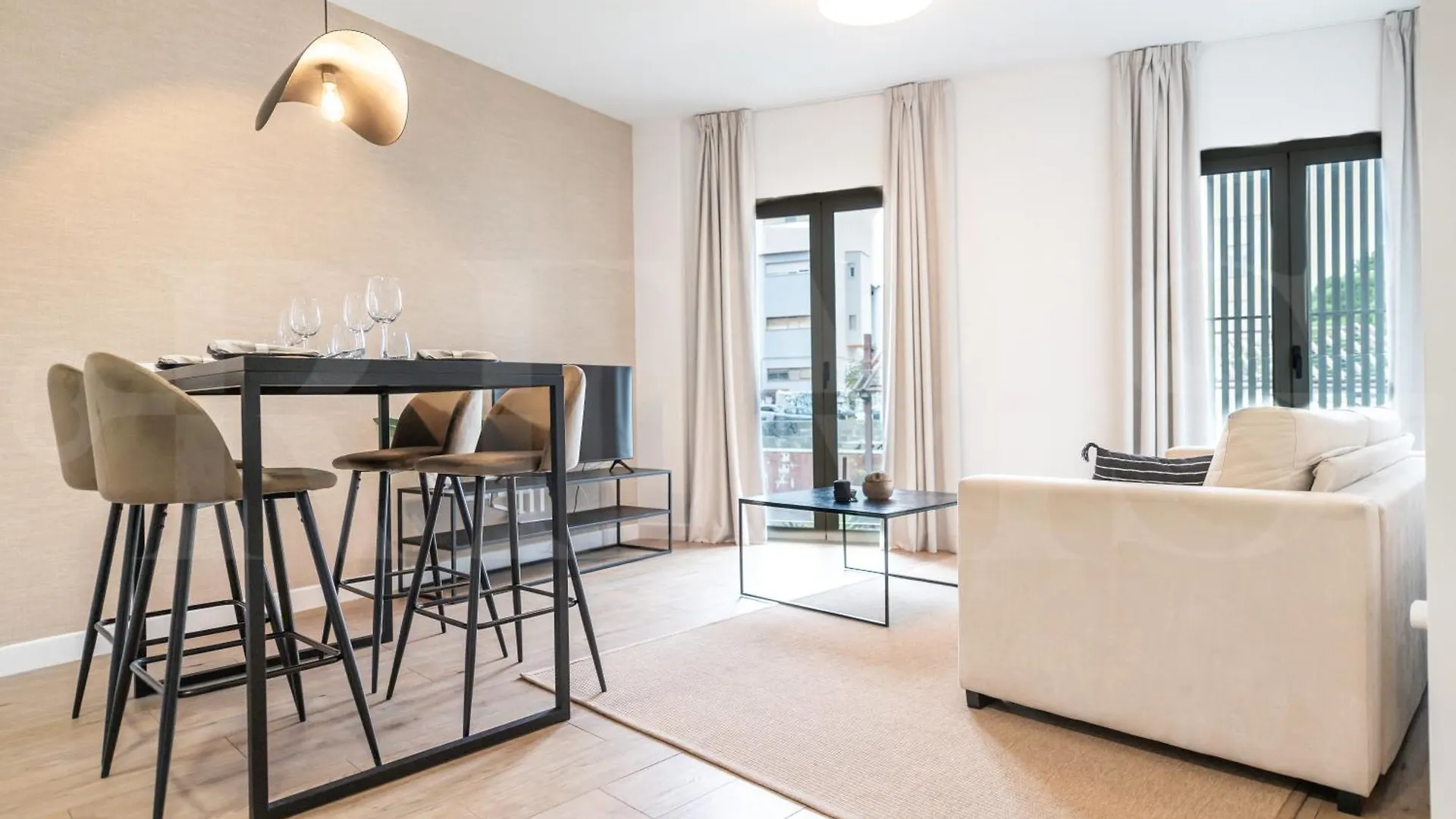 Comfortable Apartment Near The Center By Rems Malaga