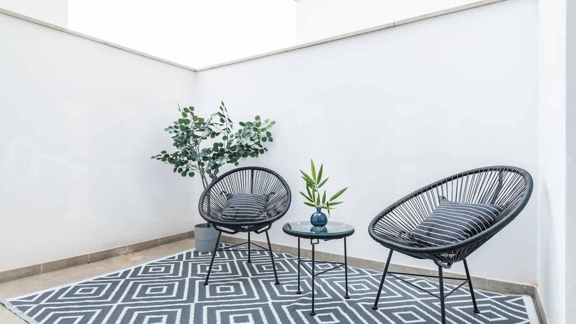 Comfortable Apartment Near The Center By Rems Malaga