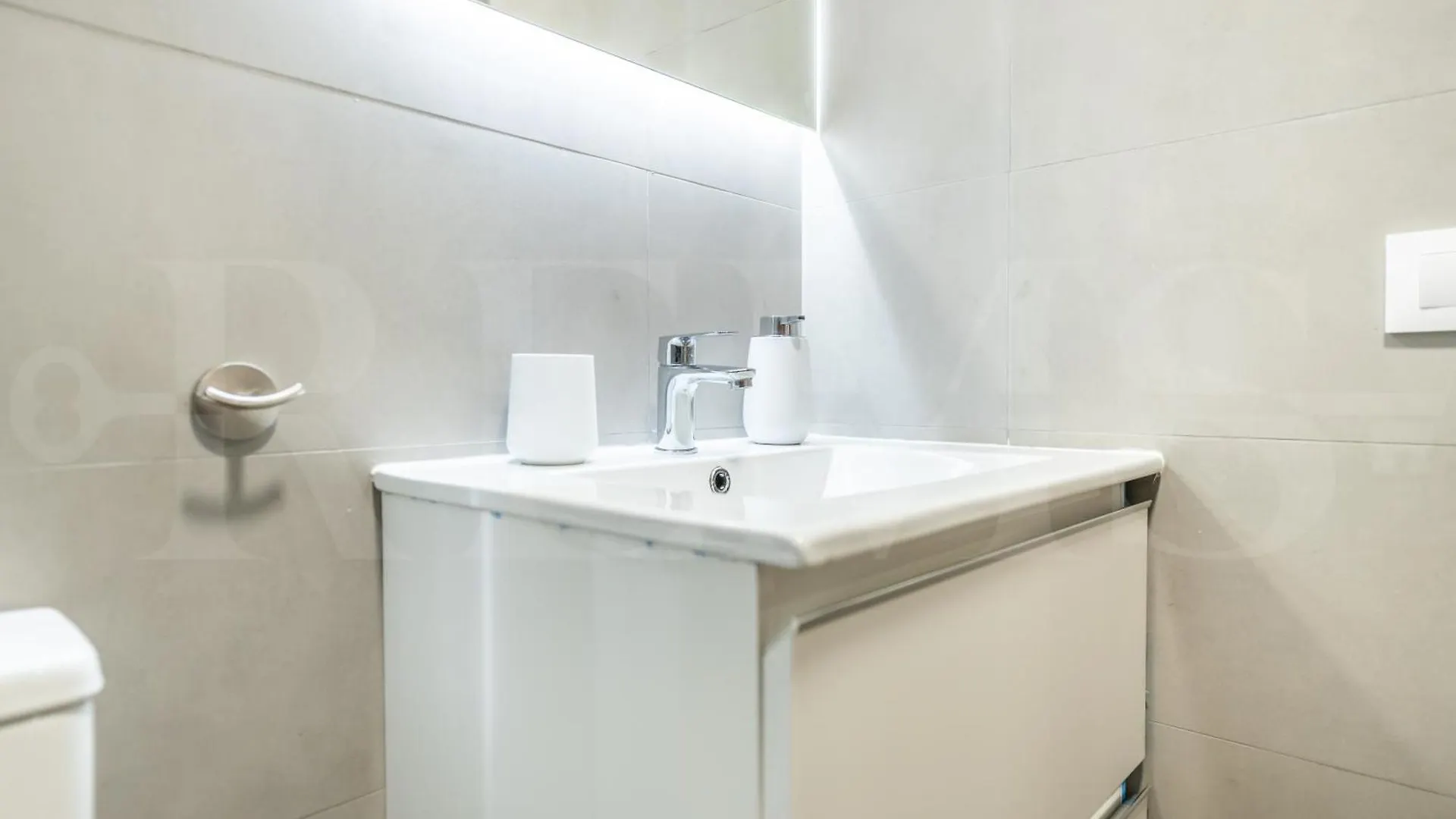Comfortable Apartment Near The Center By Rems Malaga Spain